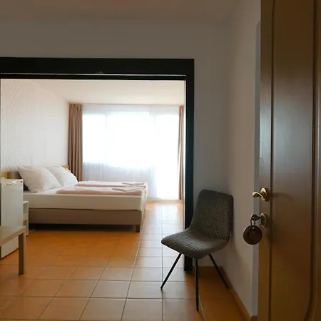 Hotel Plazs