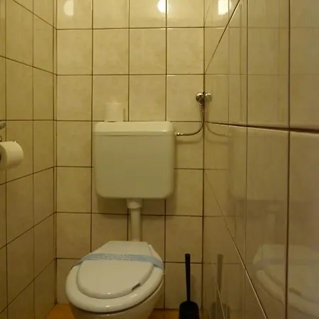 Plazs Hotel 2*
