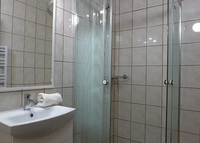 Szálloda Plazs 2*