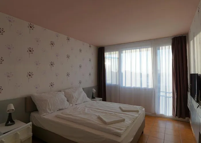 Plazs Szálloda